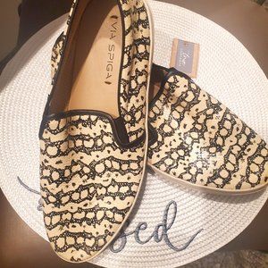 VIA SPIGA  Mens Slip on!  Perfect for Halloween or Just looking good!